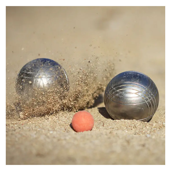 Concours de pétanque